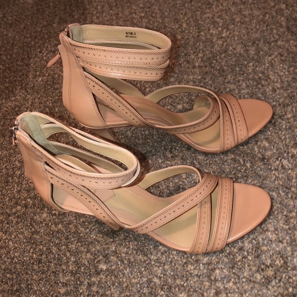 Brain Atwood heels. 8 - Picture 1 of 6